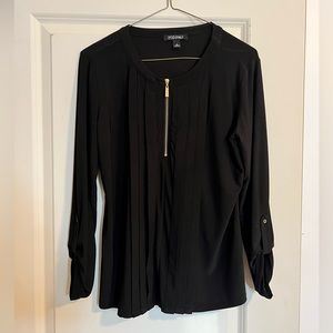 Roz & Ali Black Zip Up Blouse